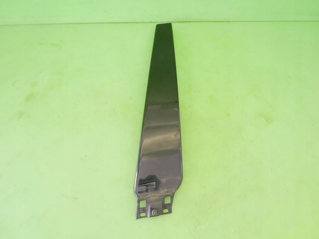 фото №1, Накладка молдинг стойка b левая audi a4 b6 kombi