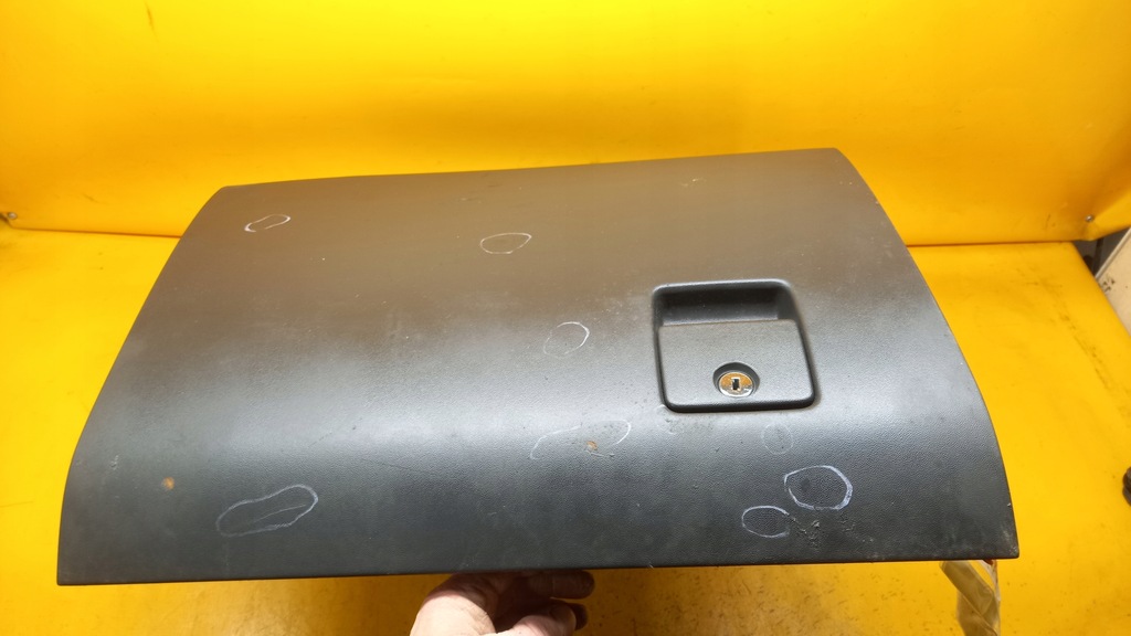 фото №11, Бардачок пасажира vectra c 02-05r 9181311