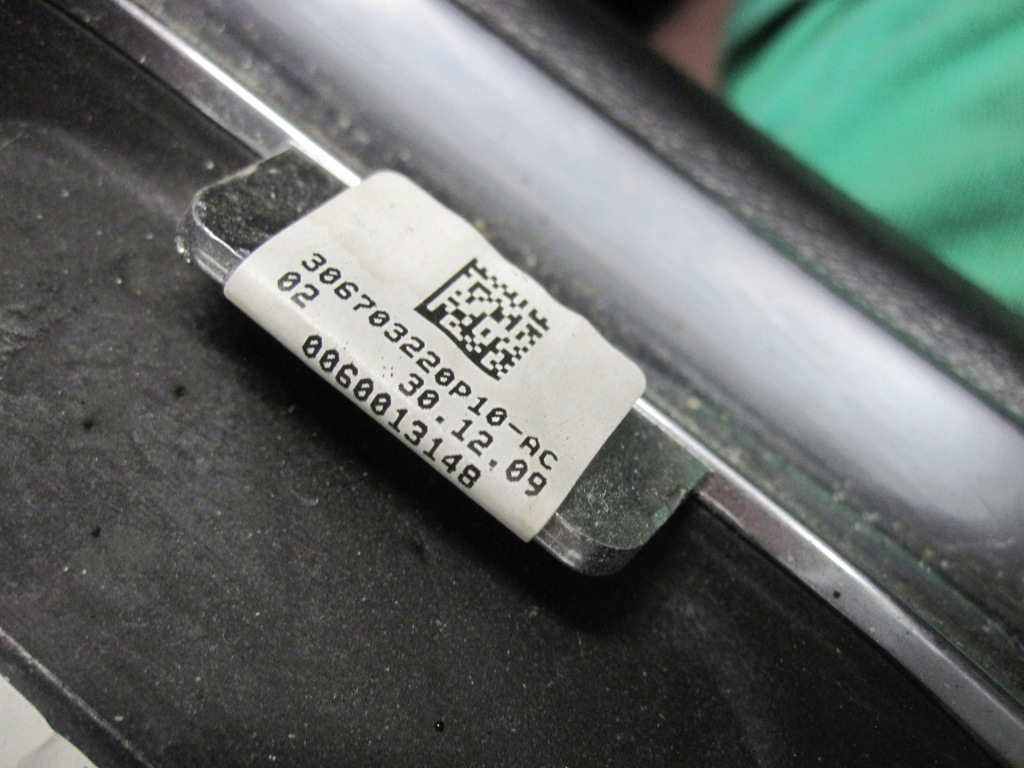 Opel astra gtc кермо  1330814 132517687 Недорого