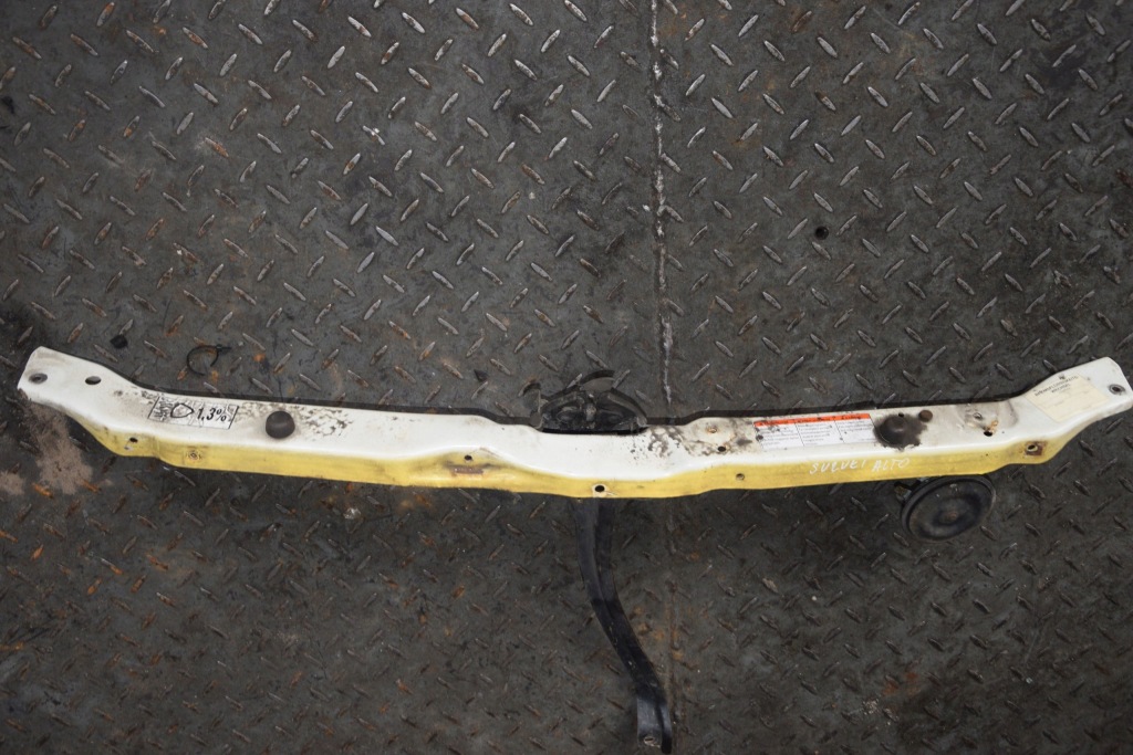 фото №2, Pas передний верхний suzuki alto 2000