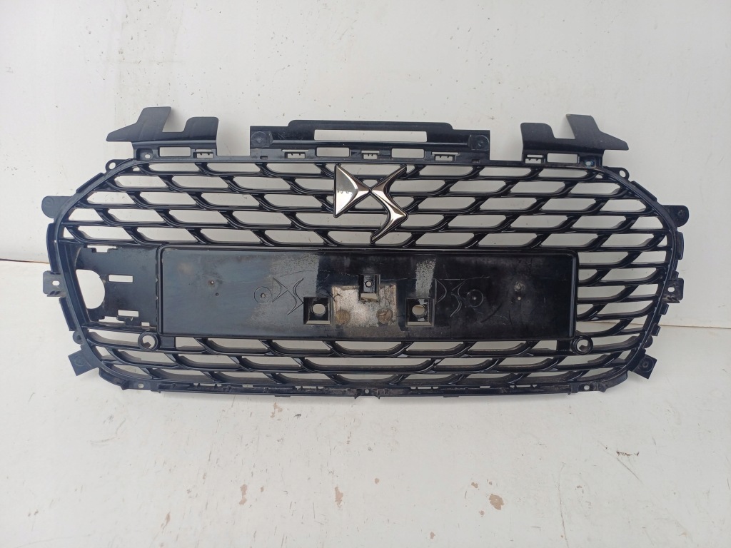 фото №1, Решётка радиатора решётка радиатора citroen ds3 lift 9814798777