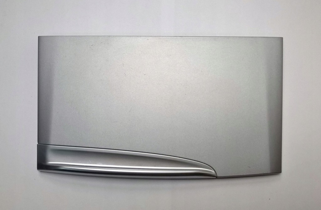 фото №1, Bmw 5 g30 g31 f90 2016- крышка бардачка туннель oryg