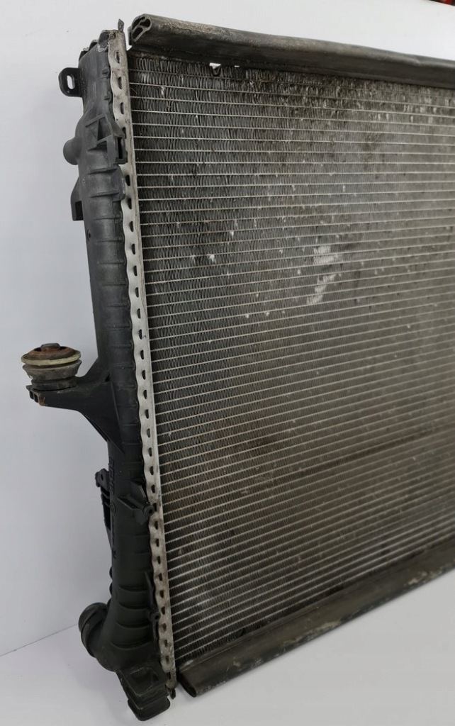 Радиатор воды porsche cayenne 1 4.5 v8 7l0121253a с Разборки