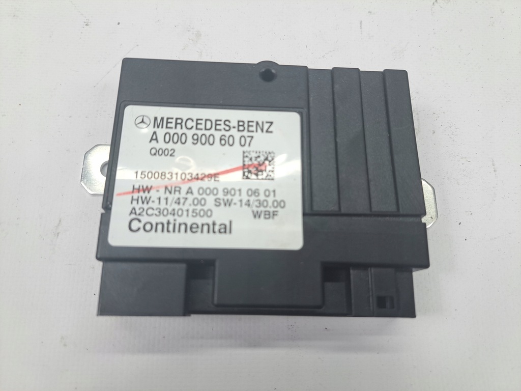 фото №1, Mercedes w205 модуль блок управления насоса топлива