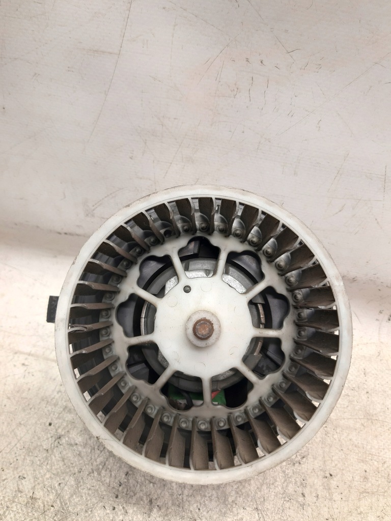 фото №9, Dodge grand caravan воздуходувка обдув+ резистор задняя