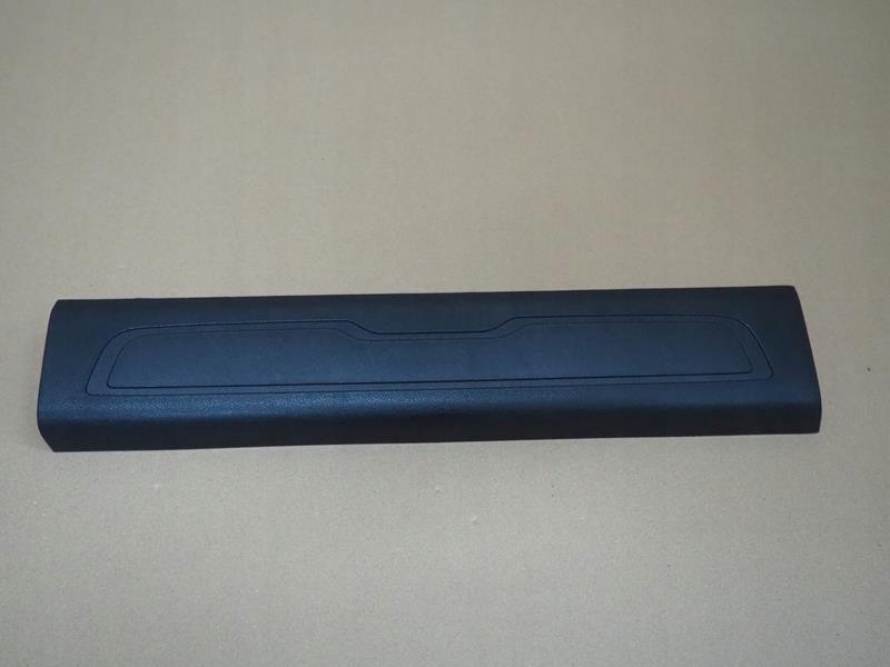 Купити Накладка поріг лівий перед citroen c4 picasso 2 9677703477