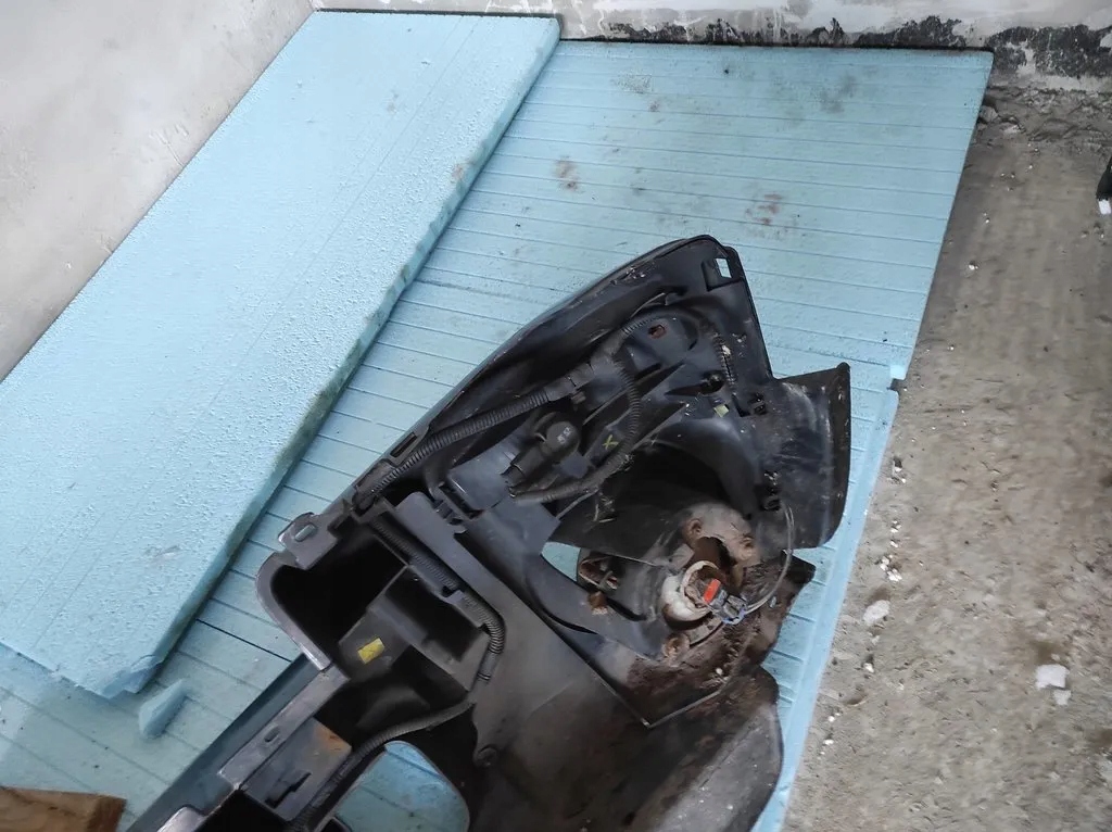 фото №6, Jeep cherokee 2005 бамперы