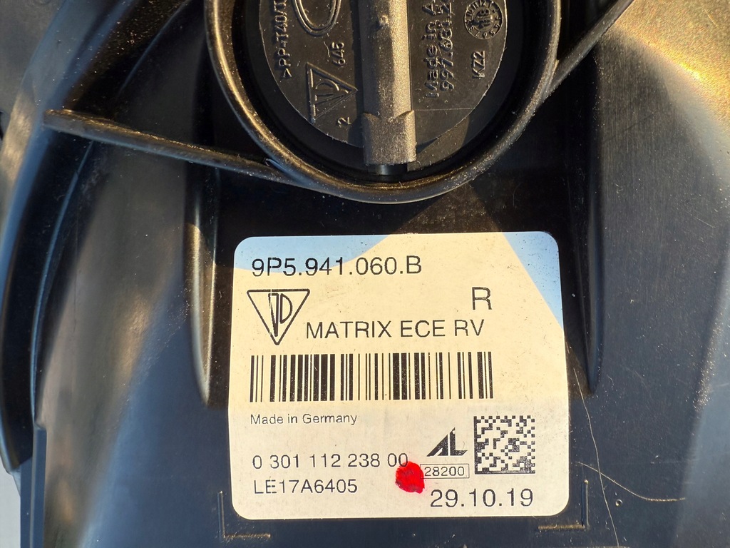 фото №10, Porsche 911 992 turbo s лампа правая led matrix idelana комплектная czarna