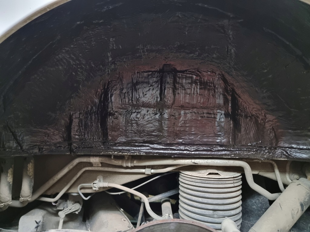 фото №15, Шумоізоляція підкрилок w автомобіль noise liquidator маса na pędzel 1kg