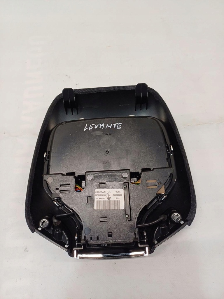 фото №5, Освещение кабины maserati levante материал 06701628250