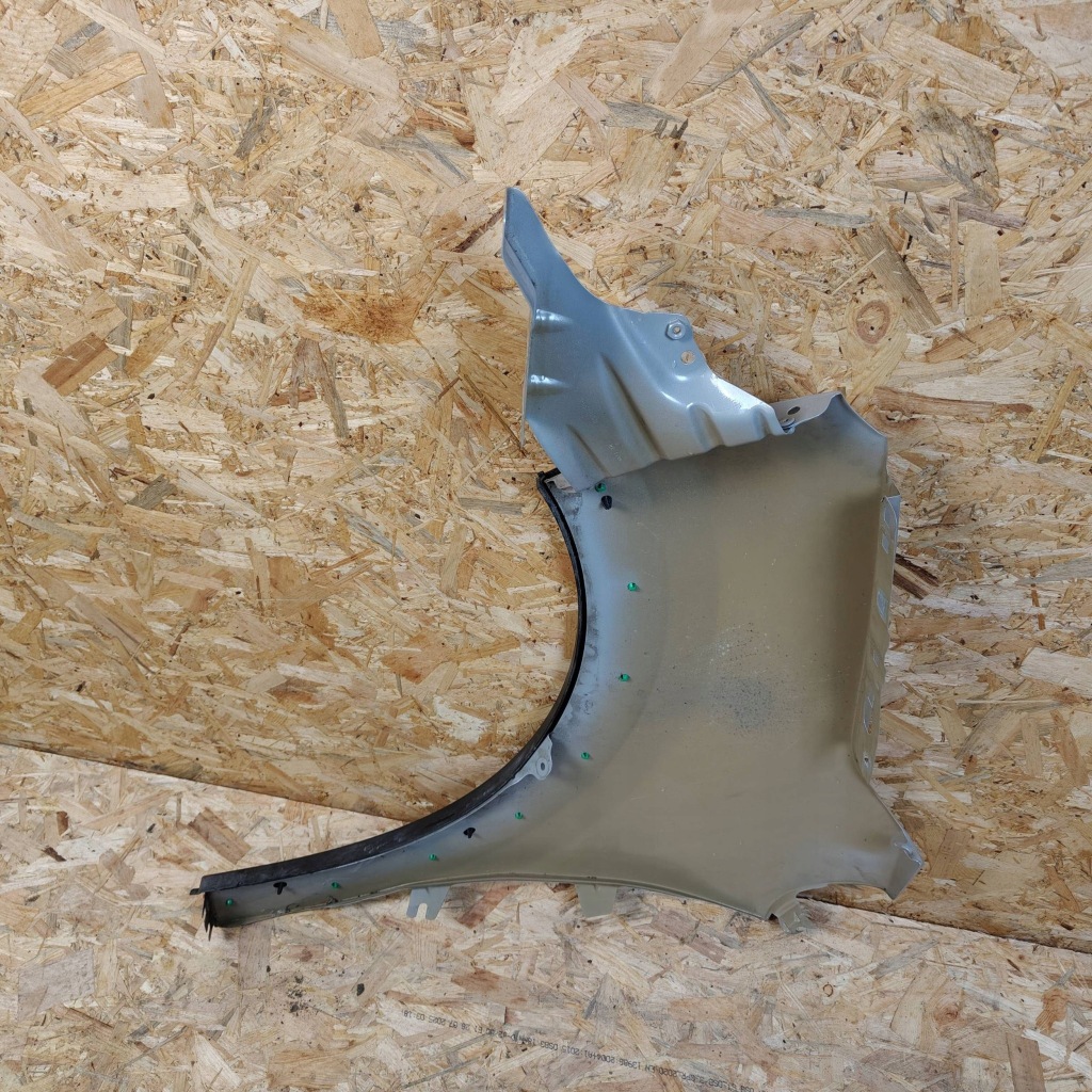 фото №12, Крила перед сторона права citroen c3 iii eeud