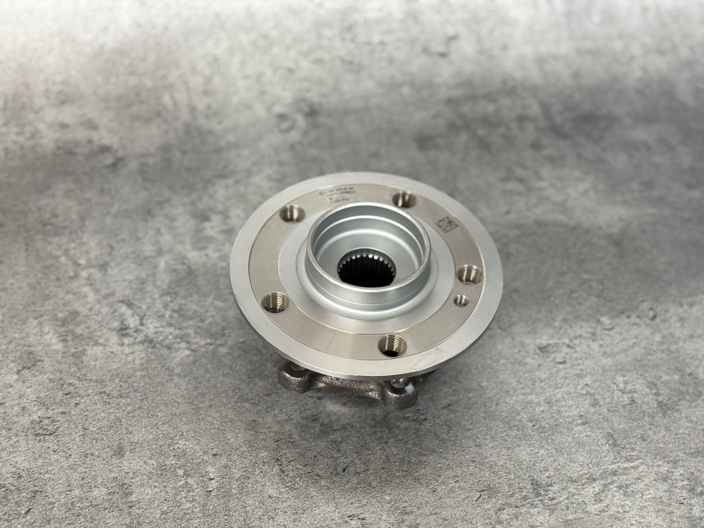 фото №1, Mercedes ступиця передня gla h247 247 a2473340500 nowa