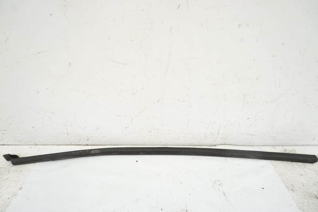 фото №3, Молдинг стекло правый задняя renault grand scenic iii