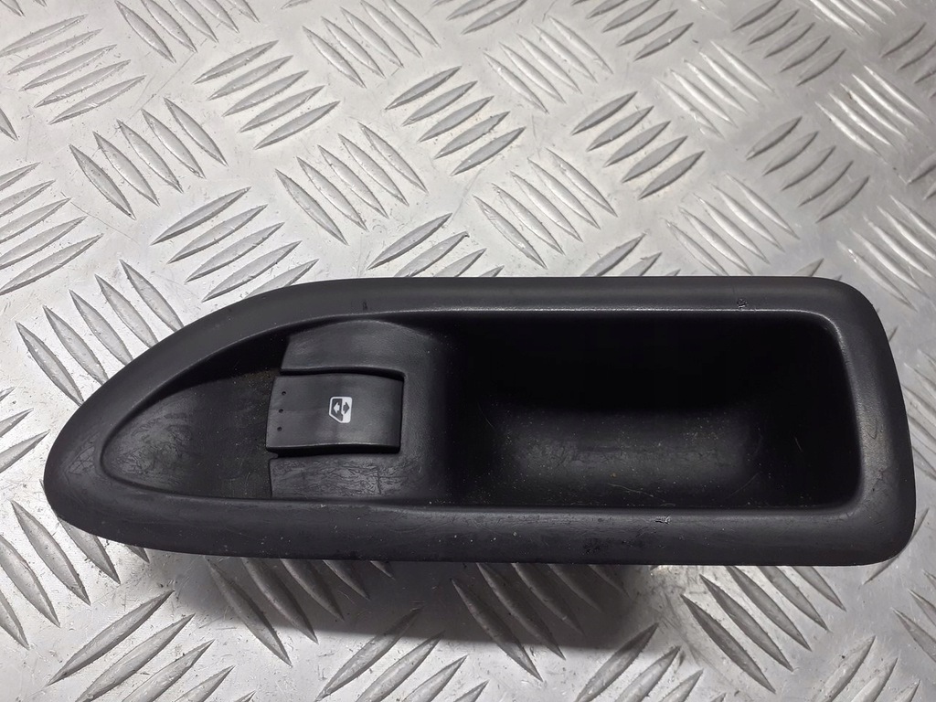 фото №1, Панель стекло левый задняя renault laguna ii 8200317493