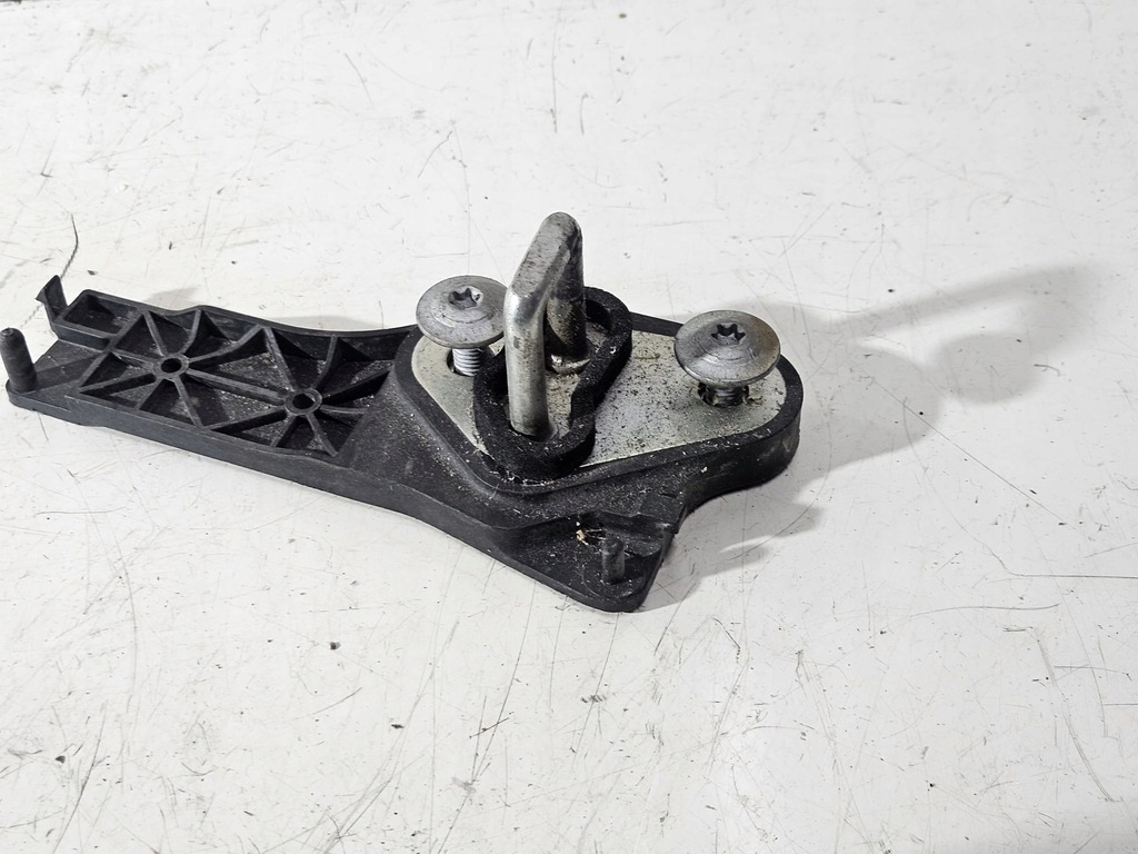 фото №5, Засов ушко замка дверь боковых правых expert iii 9808470780a