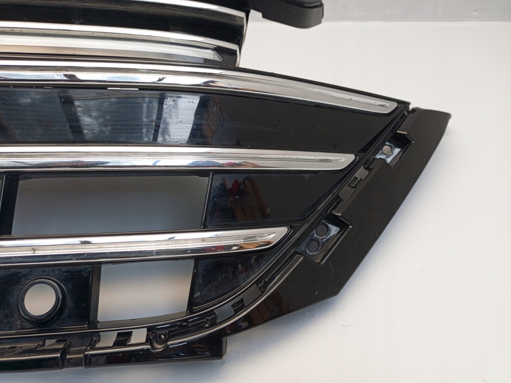 Купити Vw arteon 3g8 r-line рестайлінг  2020- решітка радіатора решітка  радіатора перед 3g8853655j