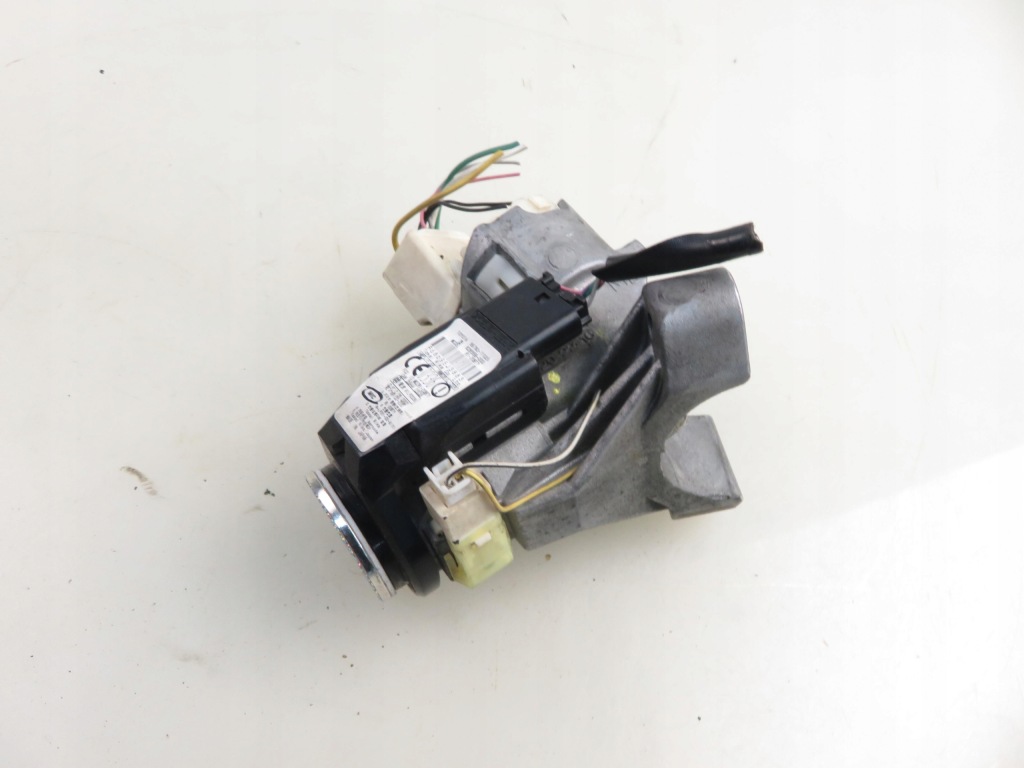 Замок зажигания toyota yaris ii p9 450202216 в Украине