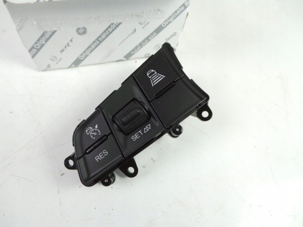 фото №2, Перемикач панель круїз-контроль alfa romeo giulia