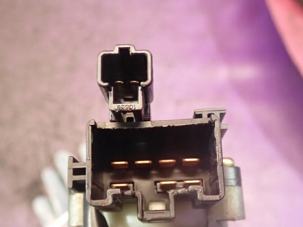 фото №6, Toyota corolla e12 00-08 2.0 замок запалювання ключ pod імобілайзер 45020024