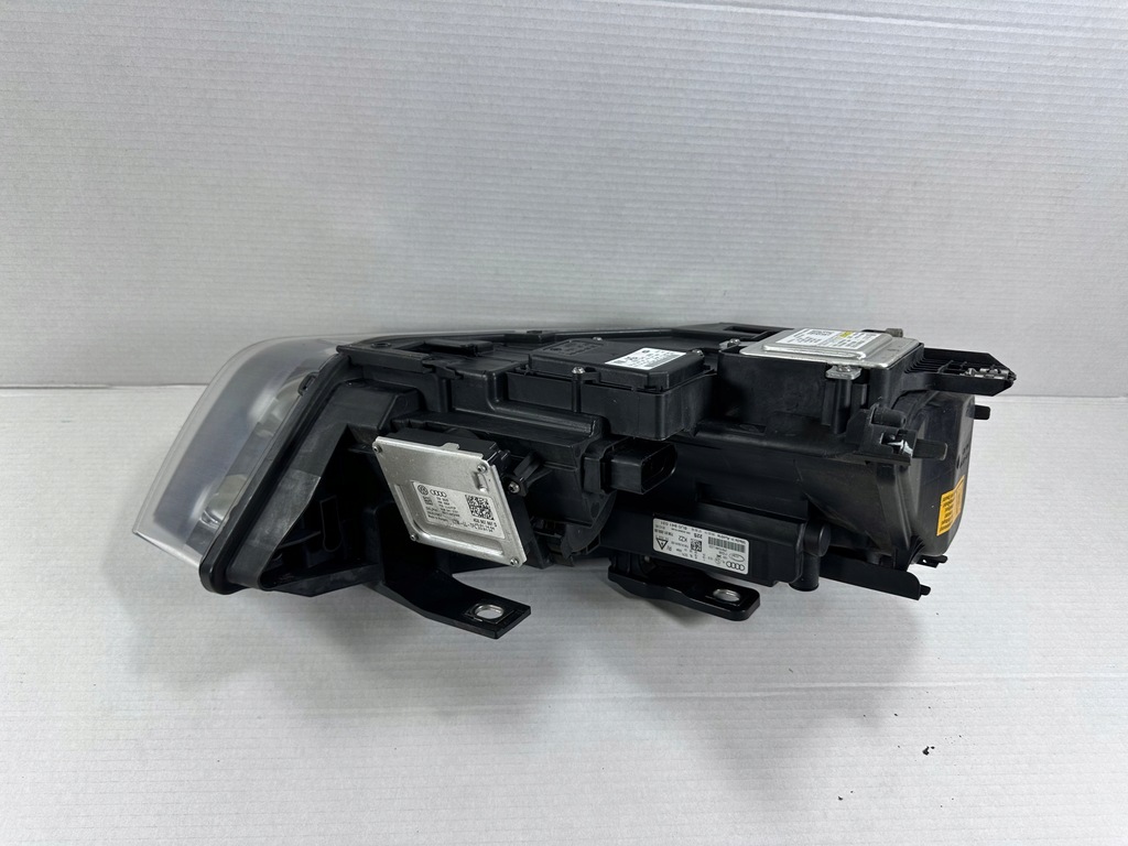 фото №10, Q3 8u лампа ксенон full led права ліва комплект 8u0941032 8u0941031