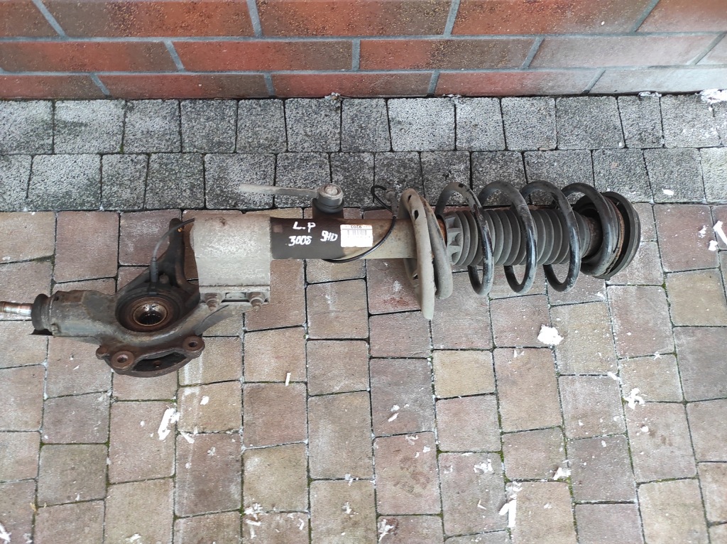 фото №1, Peugeot 3008 1.6 hdi поворотний кулак ліва macperson