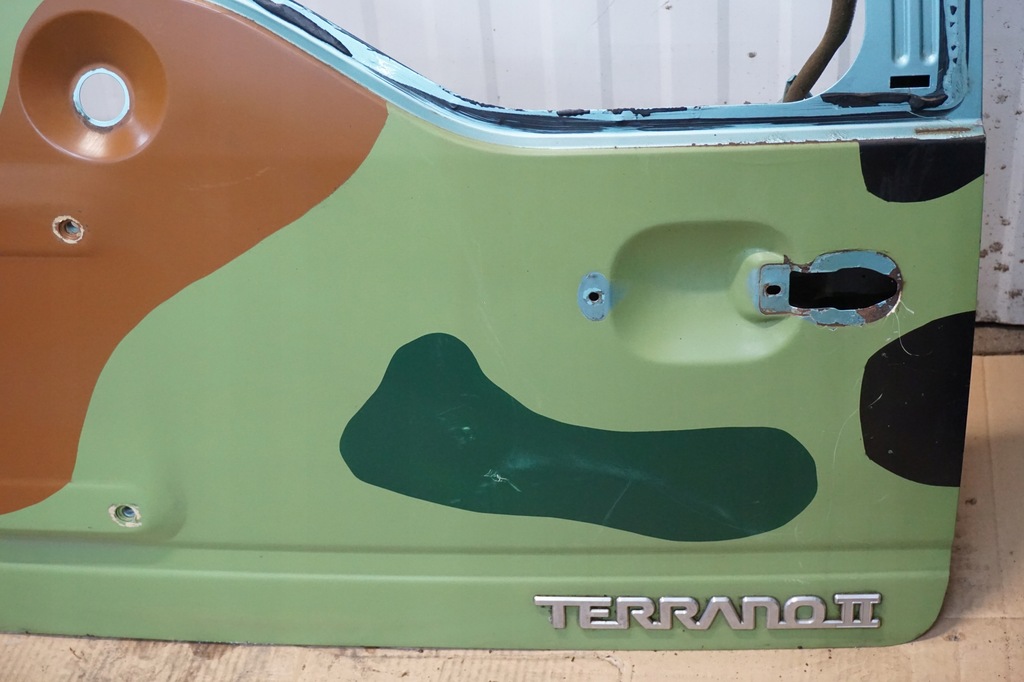 фото №5, Terrano ii maverick кришка багажника багажника 96r