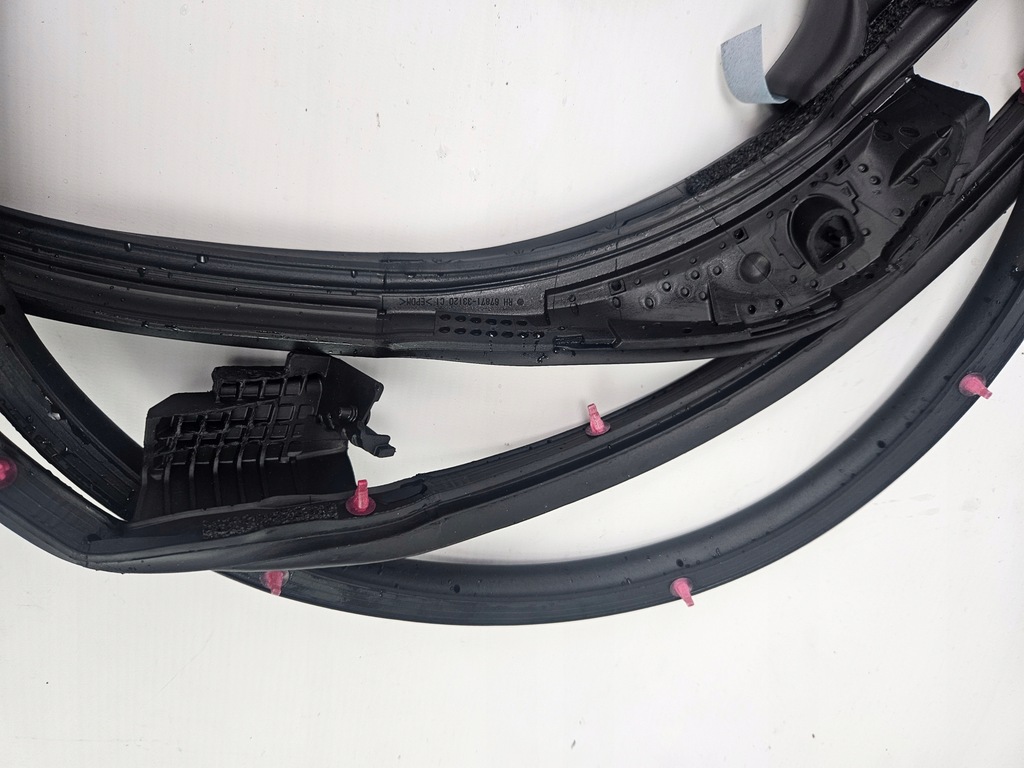 фото №9, Toyota camry ix 9 2017 - прокладка двері задніх задня правий 67871-33120