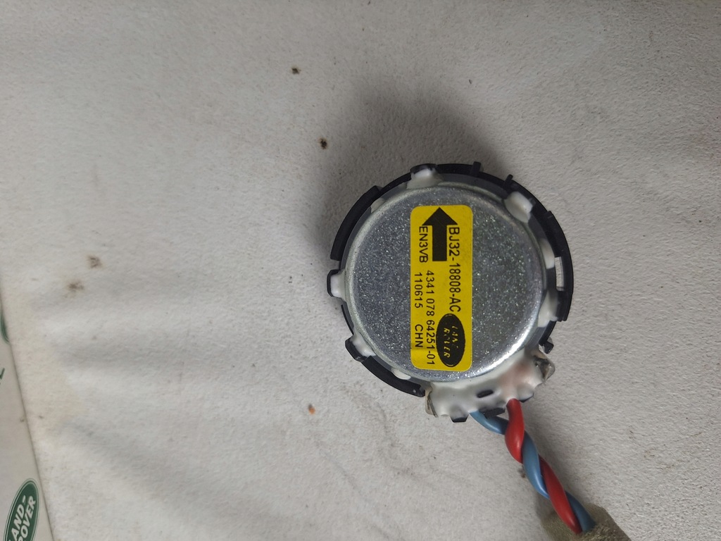 фото №3, Land rover range динамик высокочастотный lr025875