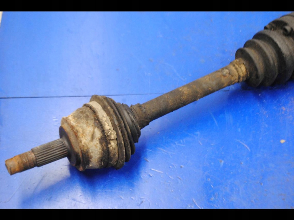 фото №2, Alfa romeo 156 lift 2003r 2.0jts привідний вал права