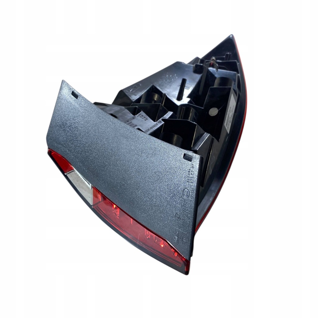 фото №8, Porsche cayenne 92a 2011 левая сторона лампа задняя