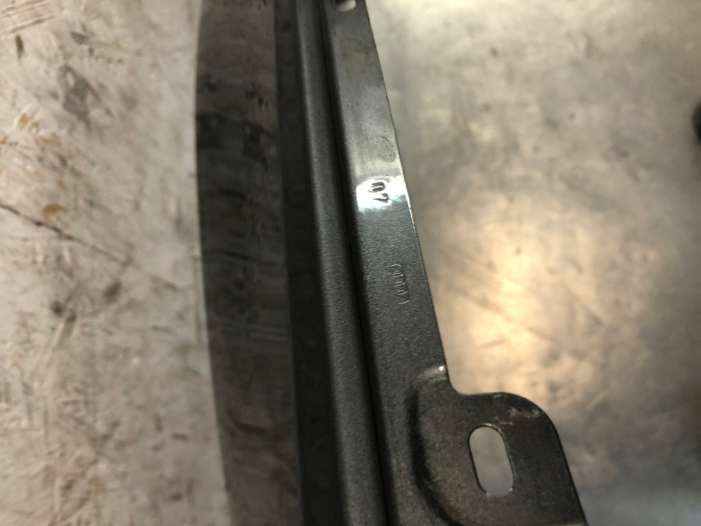 фото №10, Крила лівий передній lz7s audi a4 b9 15-19