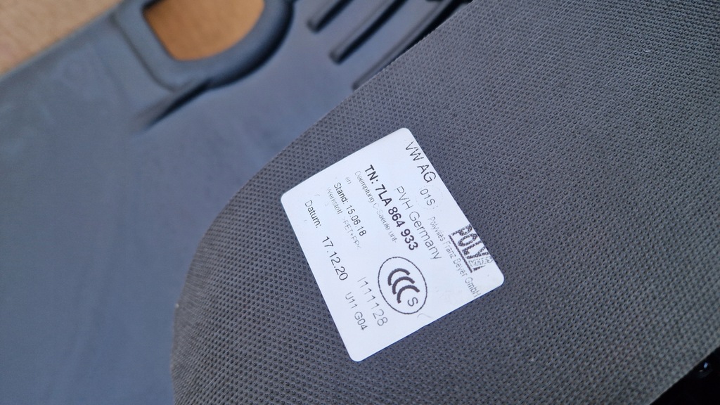 фото №11, Обшивка багажника vw t6.1 multivan 2019- шторка usb новий оригінал лівий