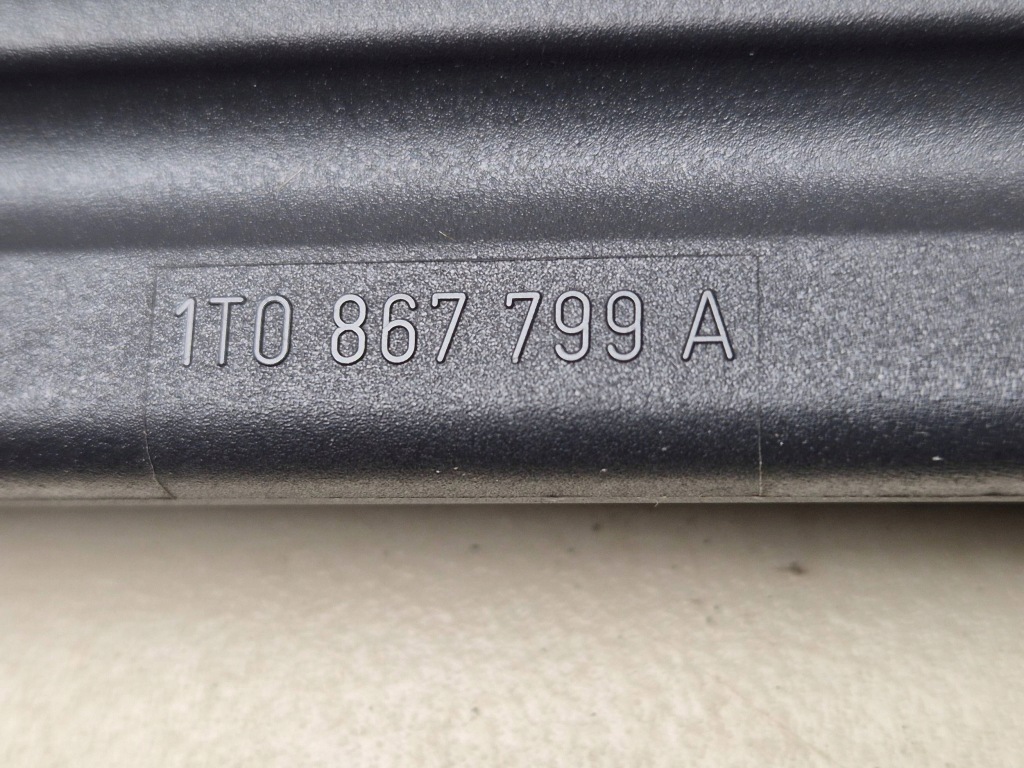 фото №12, Vw touran i 7 пассажирский 03-10 шторка багажника