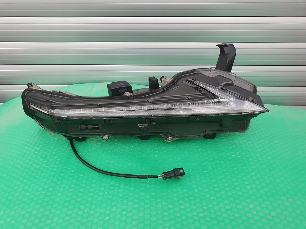 фото №1, Lexus nx 300h лампа led drl дневная правый перед