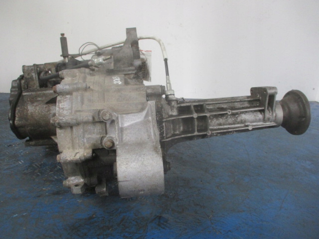 фото №5, Vw transporter t4 1.9d коробка передач передач 02b301107g с опора полуось