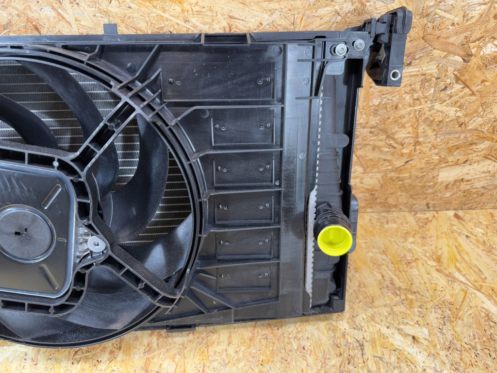 фото №16, Pas передній підсилювач балка радіатор bmw i3 l01 електрик