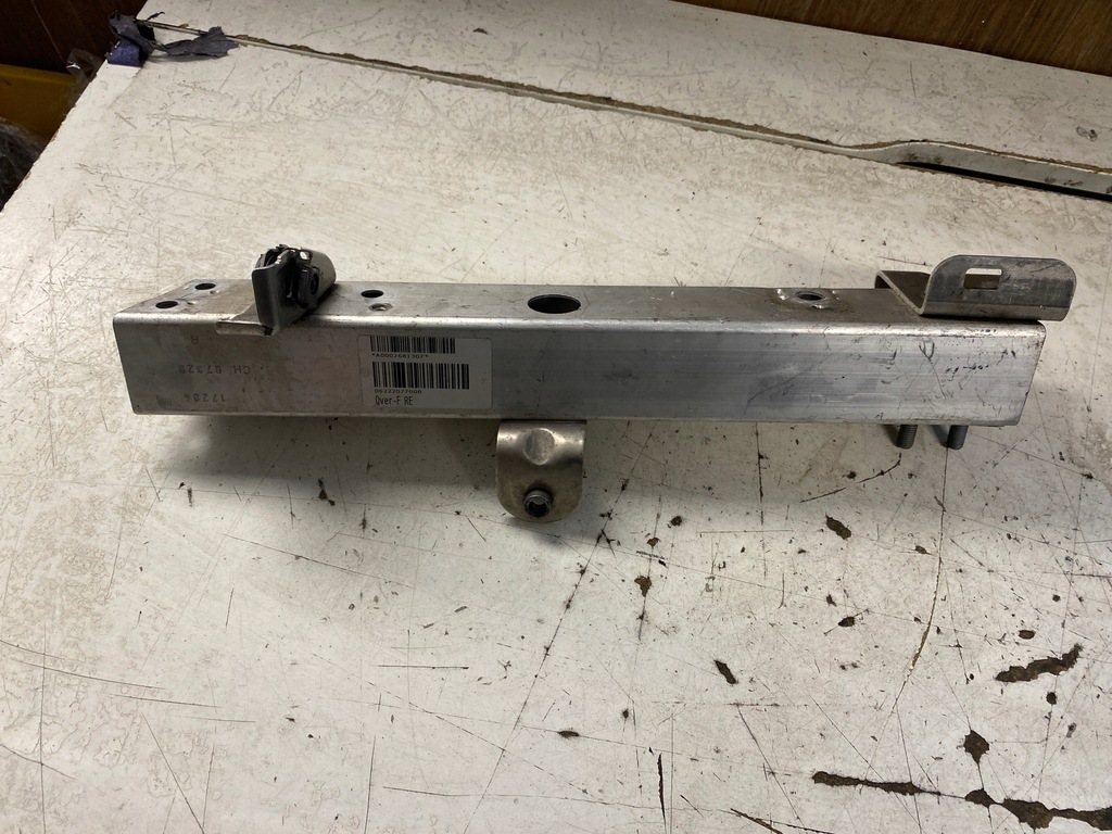 фото №5, Bmw i3 зона деформації правий перед