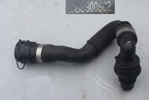 фото №1, Шланг труба wąż wody mercedes c w206 2068300602