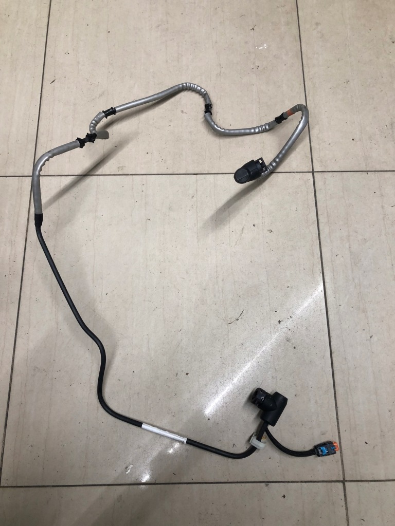 фото №1, Пабтрубок  шланг трубка электропроводка adblue 204204518r opel movano ii b 2.3cdti 21r