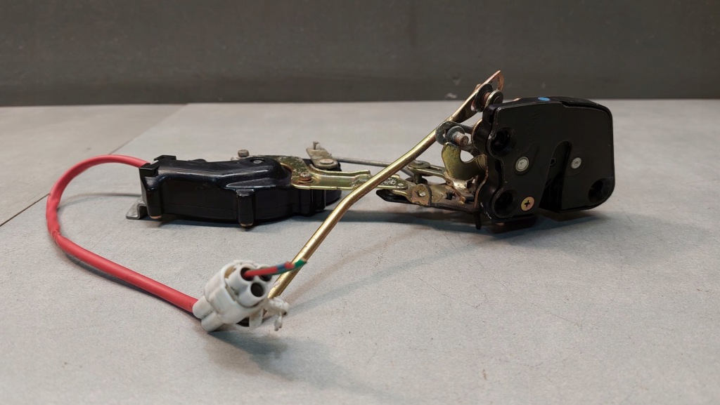 фото №3, Замок дверь левый задняя suzuki wagon r+1.0