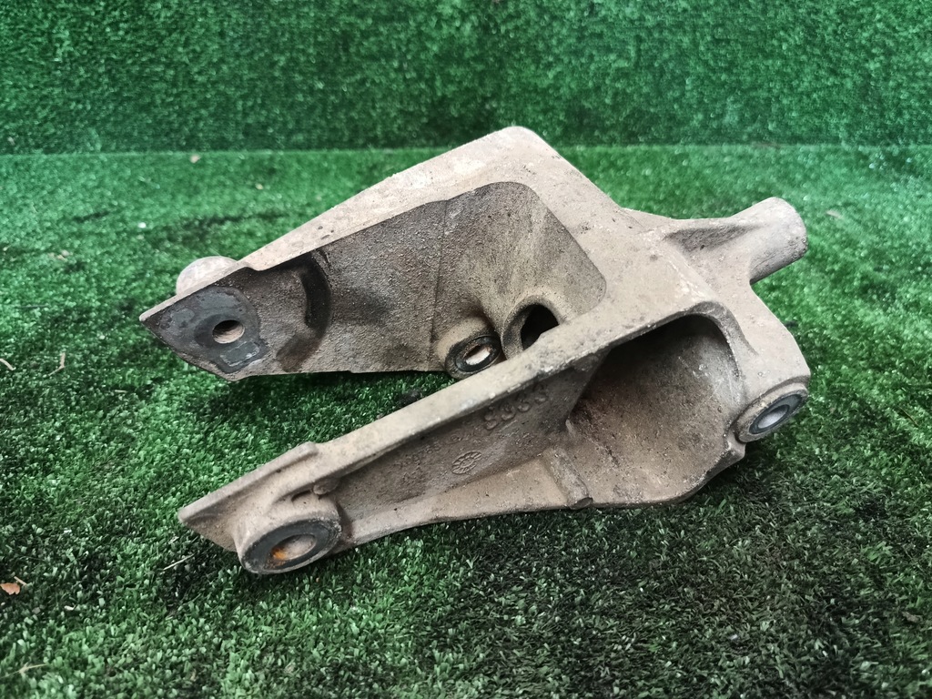 фото №1, Chevrolet captiva 2.2 кронштейн двигуна