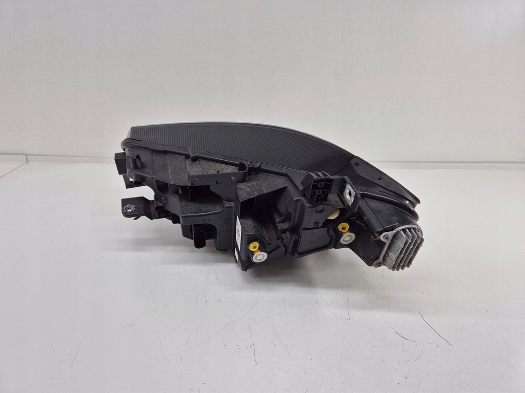 фото №8, Volkswagen id.3 2022 правая сторона лампа передняя