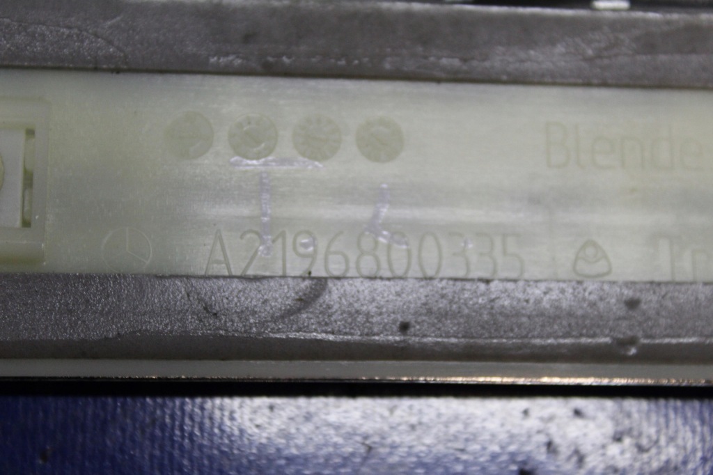 Молдинг накладка порог mercedes w219 комплект Оригинал