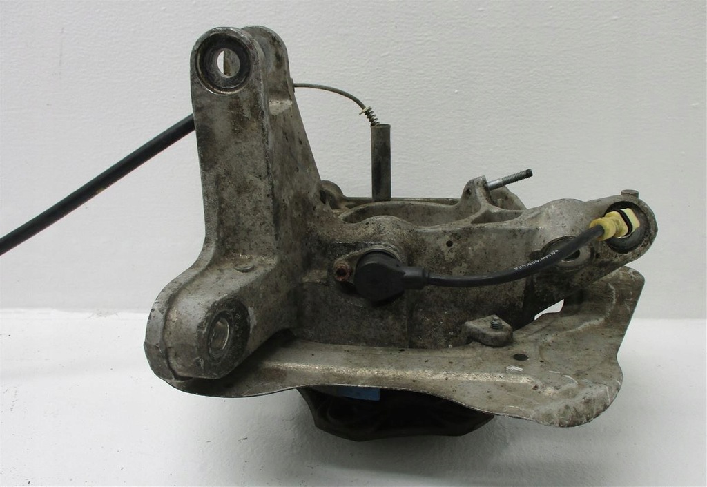 фото №9, Поворотный кулак ступица правый задняя porsche 911 996 997 99633161206