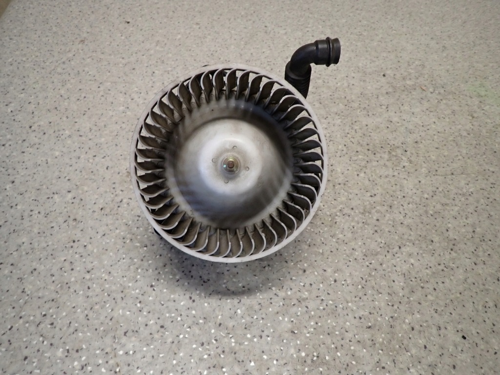 фото №4, Suzuki wagon r+ 00-03 вентилятор отопителя