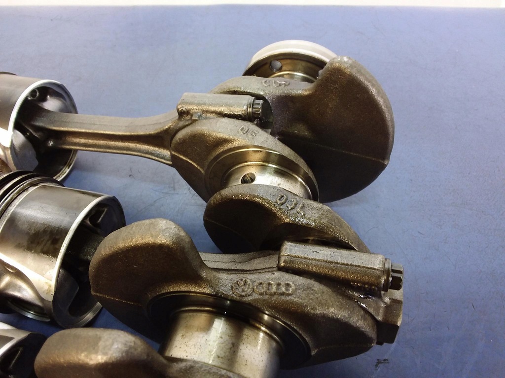 фото №6, Vw caddy iii 1,6 tdi caye wał поршни 03l105263