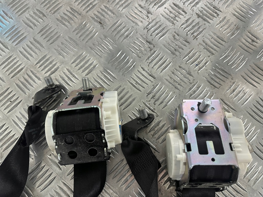 фото №6, Skoda fabia ii hb ремни задние 5j6857447 5j6857448