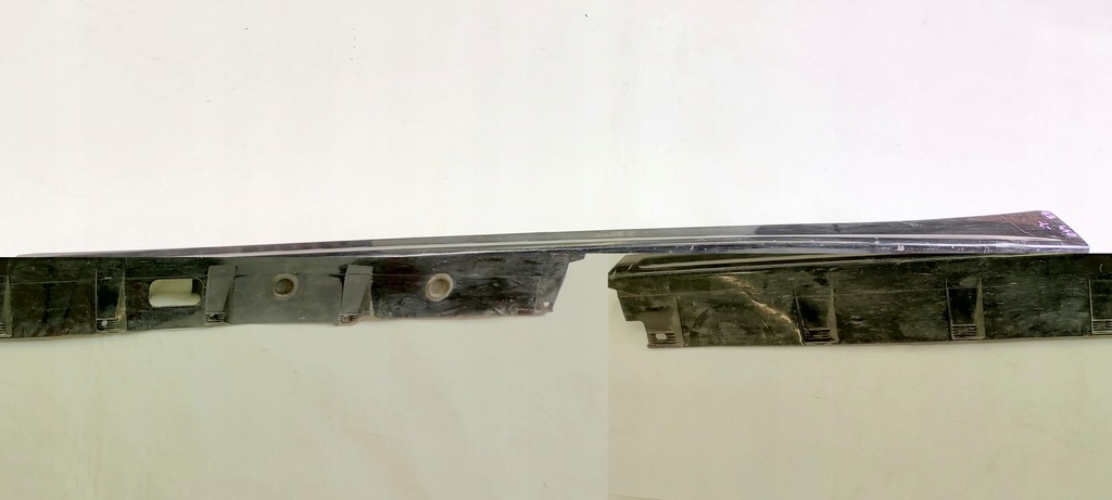 фото №1, Audi r8 4s0853855 поріг зовнішній пластиковий