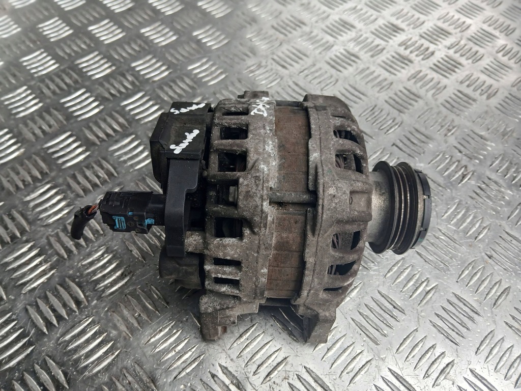 фото №1, Dacia sandero ii генератор 1.2 2014r