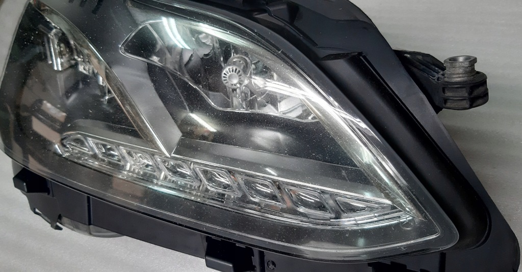 Mercedes e-klasa w212 фара фара рестайлинг  led правый Оригинал